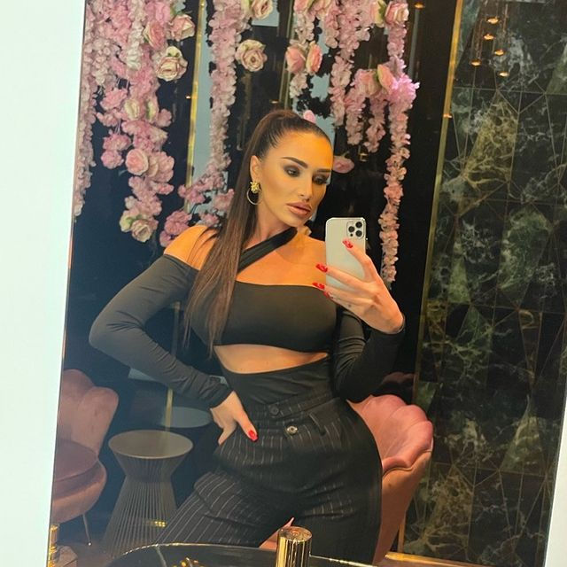 Lena știe cum să le mențină interesul miilor de urmăritori / Foto: Instagram