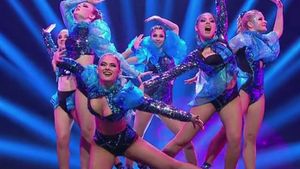 ”Meduzele” au stârnit ropote de aplauze la ”Românii au talent”. Vezi momentul inedit cu fetele de la ”Free Dance”