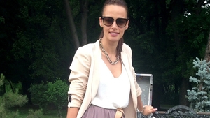 El o tavaleste acum pe Andreea Raicu! S-a urcat pe ea, a luat-o de mana si...
