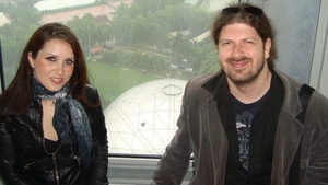 Deputatul Remus Cernea, unul dintre cei mai mari sustinatori ai comunitatii gay, are o mare slabiciune. O cheama Monica!