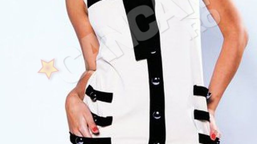 50 de modele vor participa la Fashiontv Swimwear Tendencies 2011