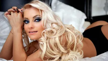 Ce spune Sylvia dupa ce a fost huiduita pentru ca a pus pe Facebook imagini cu ea fara chilotei