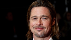 Brad Pitt a primit UN PUMN in fata pe covorul rosu! Cum s-a ajuns la asa ceva