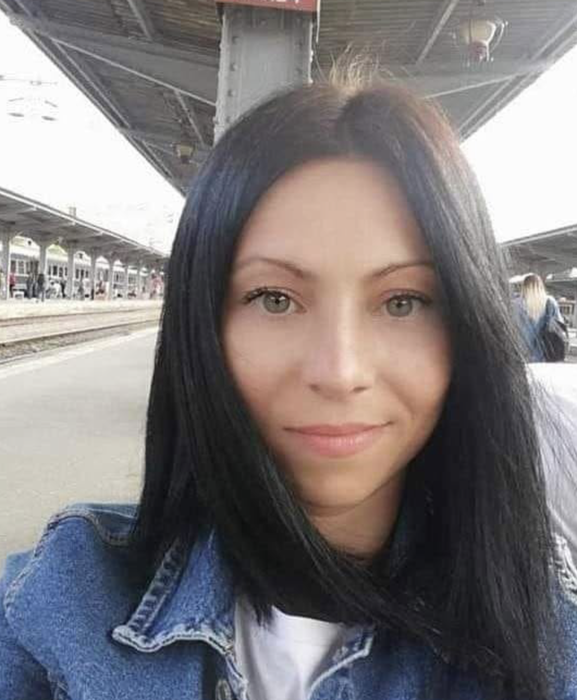 O mai ții minte pe Cati „nu te mai droga”?! Ce s-a ales de fosta iubită a lui Răzvan „eu sunt mai gros”, la 8 ani de la Insula Iubirii