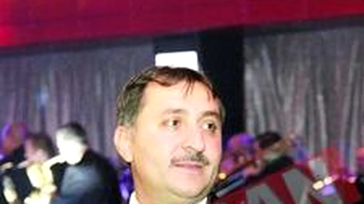 Iliescu ar lupta din greu cu Vali Vijelie sau Florin Salam