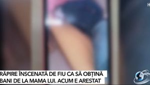 De-a râsul-plânsul! Un bucureștean și-a înscenat răpirea, pentru a obține bani din pensia mamei sale. Acum se află în arest