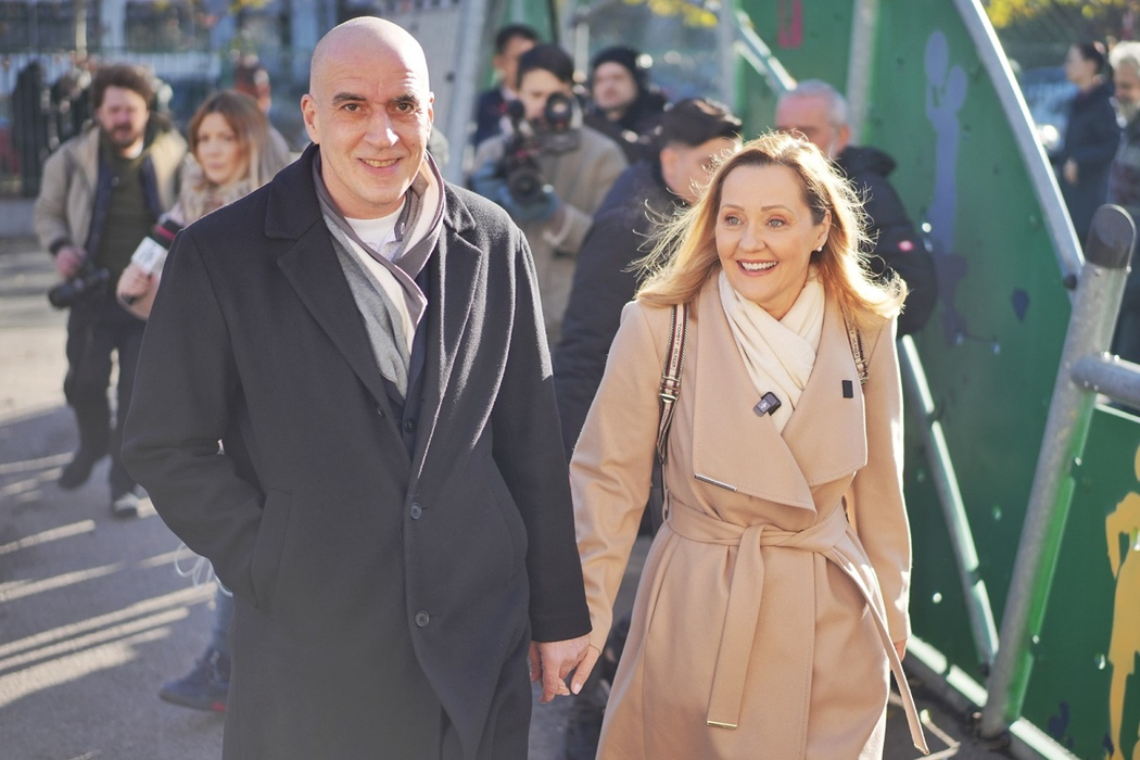 Elena Lasconi și soțul ei, Cătălin Georgescu/ Sursa foto: Instagram