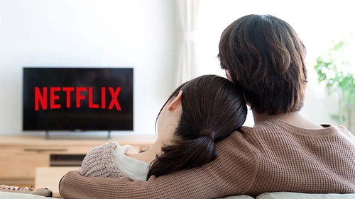 Filmul de dragoste care este în topul Netflix de  Valentine's Day! Pelicula îi ține pe îndrăgostiți lipiți de ecran