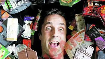 Mananca juma de kil de ciocolata pe zi