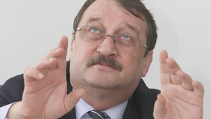 Mircea Basescu va fi scos din arest preventiv si plasat in arest la domiciliu