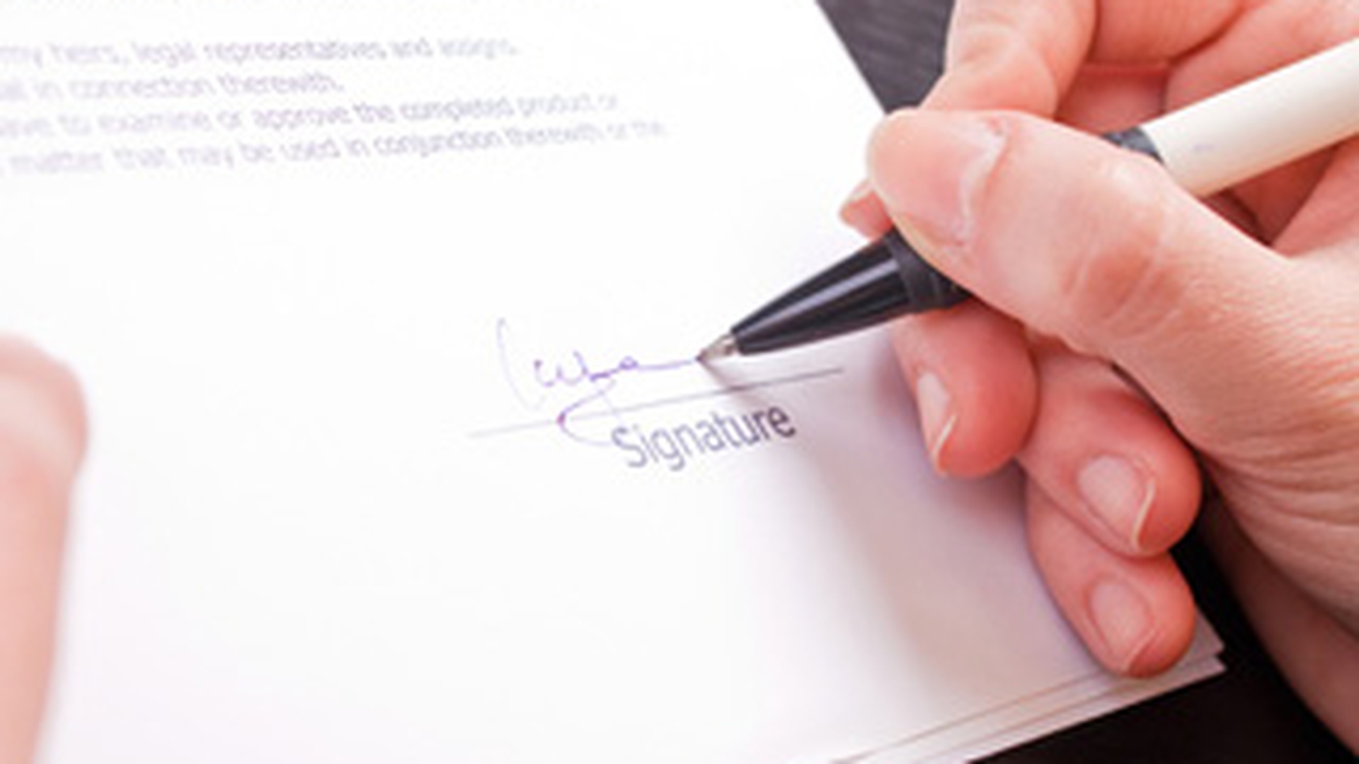 Zeci de maramureseni au fost pacaliti de o firma de recrutare! Au fost obligati sa renunte la pretentiile salariale!