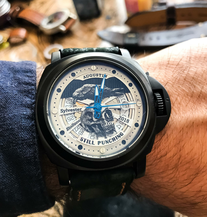 Actorul Sylvester Stallone a primit și el un ceas semnat de designerul român foto: Augustin Watches