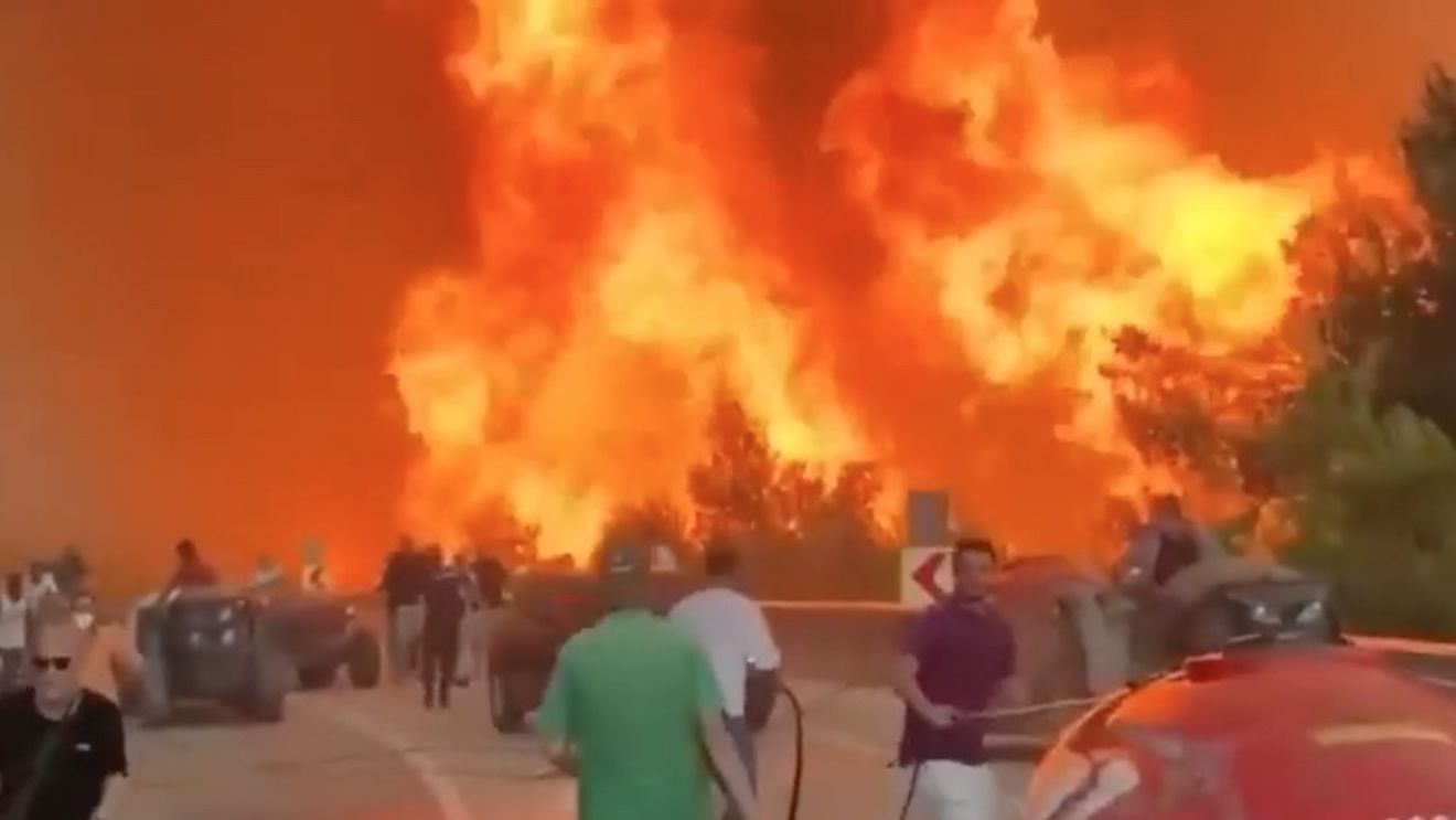 Declarația halucinantă a unui român prins în incendiul din Antalya! Nu i-a venit să creadă ce vede: „Toți cu...”