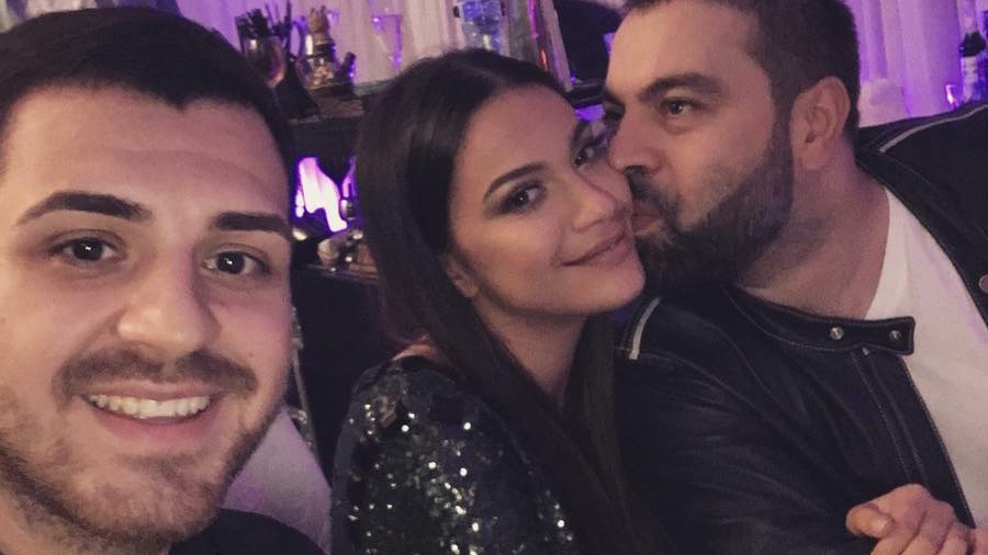 Ce a postat BETTY SALAM, după ce s-a zvonit că tatăl său a plecat de acasă:,,Să taci!‘’