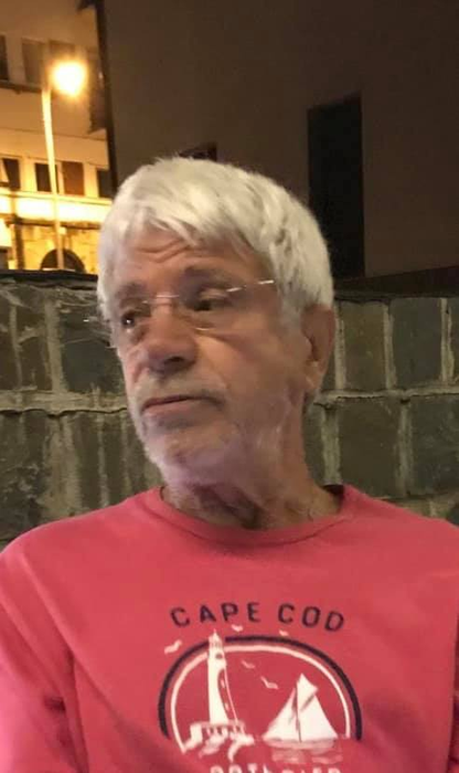 Gheorghe Visu, conectat la aparatul cu oxigen: “Lasă să se înțeleagă că s-a îmbolnăvit de COVID”. Mesajul transmis de celebrul actor