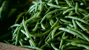 O ladă de fasole verde l-a făcut pe un român să comită o crimă oribilă. A fost arestat dupa 7 ani