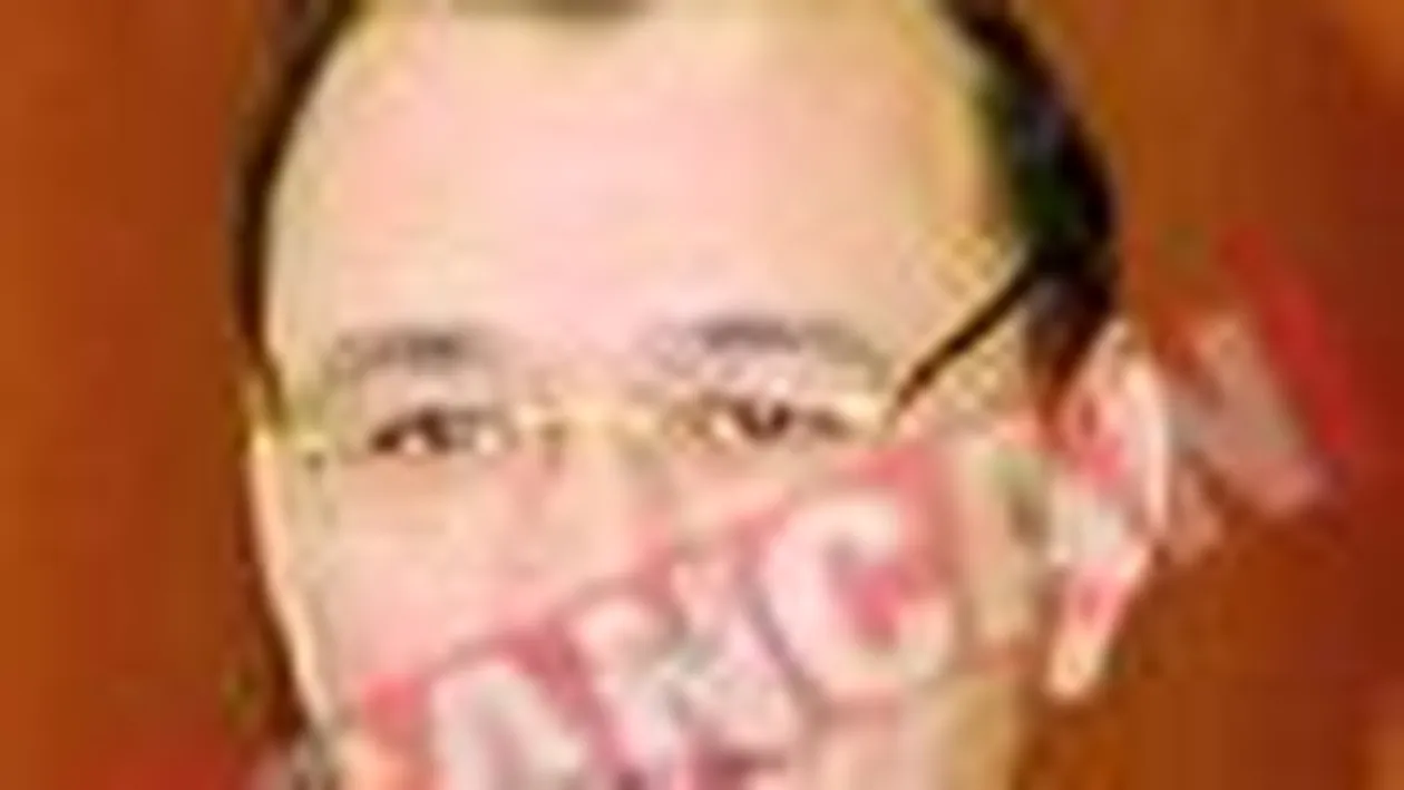 Politia Romana are doi sefi si niciunul