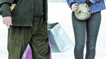 Jack Nicholson si Dustin Hoffman se rasfata de sarbatori. Greii la shopping