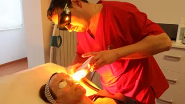 Terapia cu lumina intens pulsata sterge ridurile fine si leziunile fetei