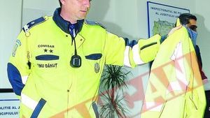 Trei politisti, batuti de un sofer beat