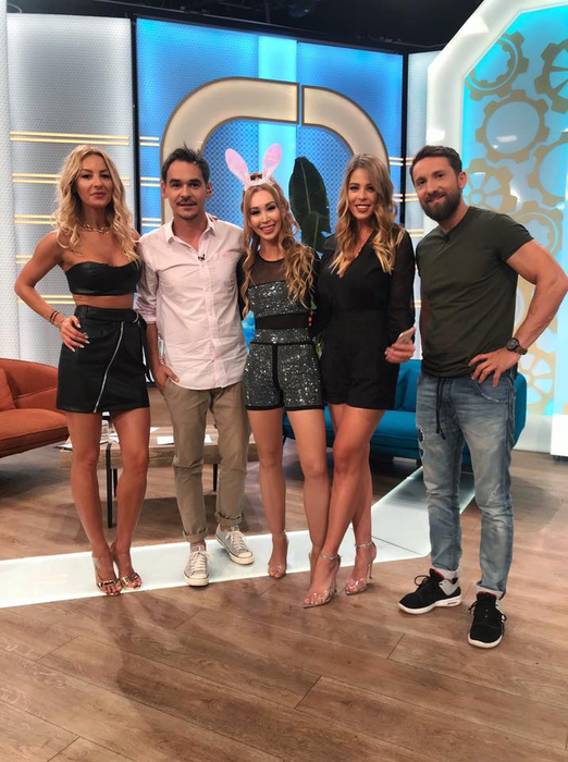 Xonia și-a făcut o operație delicată. Și mama artistei a ajuns pe mâinile medicului! Ce au pățit cele două
