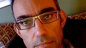 Iti vine sa crezi? Un blogger din Canada a postat pe pagina virtuala la o zi dupa ce a murit