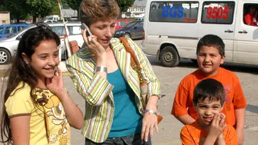 Sotia lui Hayssam se zbate sa-si aduca cei sapte copii acasa. Sunt cetateni romani, trebuie scosi din infernul sirian!