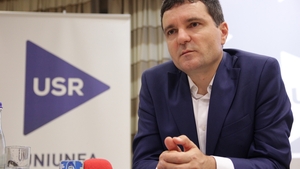 Dosar penal pentru finanţarea USR: Zeci de persoane fără adăpost ar fi sponsorizat partidul