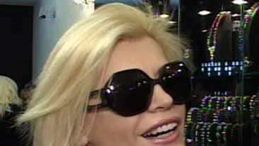 VIDEO Loredana Groza, innebunita dupa diamante: De 1 Martie, am cumparat cateva bijuterii pentru mine si fiica mea