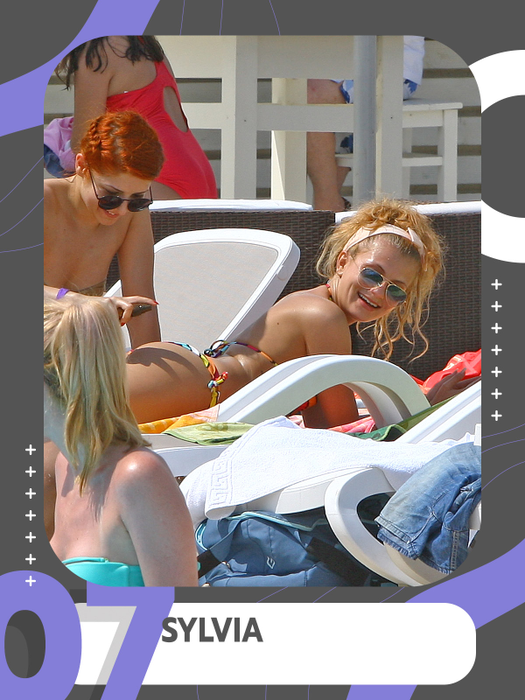 Unde-s două, puterea crește și uleiul strălucește! Top 25 dive care au făcut show la plajă! Bianca Drăgușanu și Geanina Ilieș, prea HOT