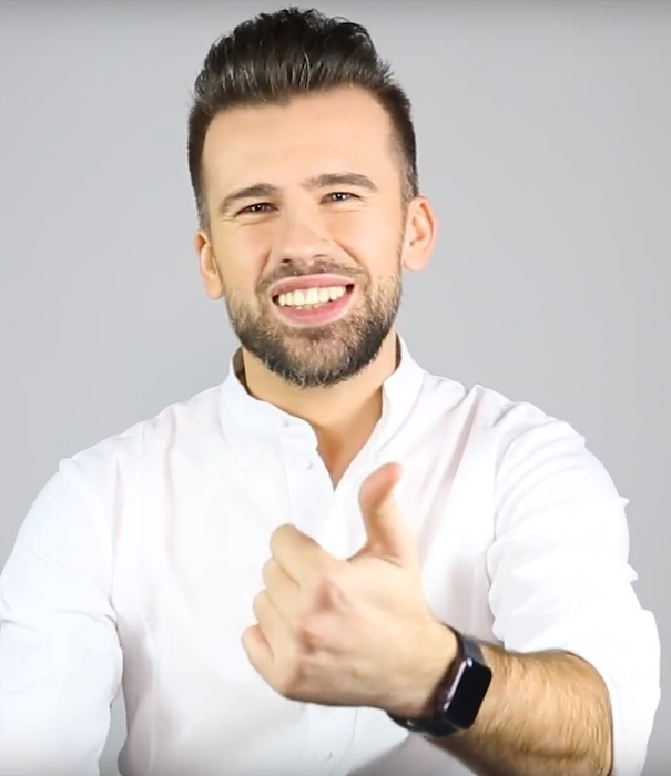 Moment haios în platoul emisiunii ”Neatza cu Răzvan și Dani”. A adormit în direct!