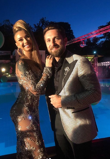 N-o să uiți niciodată ce ai văzut! Anamaria Prodan a purtat cea mai curajoasă rochie la o petrecere mondenă