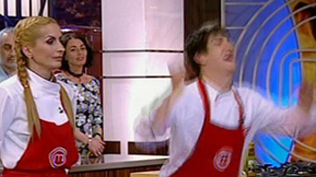 VIDEO Petru Buiuca, marele castigator MasterChef a plans la greu: Eu chiar fac cartofi prajiti acasa! Mama nu a mancat in viata ei sparanghel! Tata nu stie ca am fost in acest concurs! - Ceilalti concurenti au spus despre el ca nu merita si ca e retar