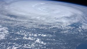 România, lovită de un anticiclon puternic în următoarele zile! Zonele în care va persista ceața și burnița