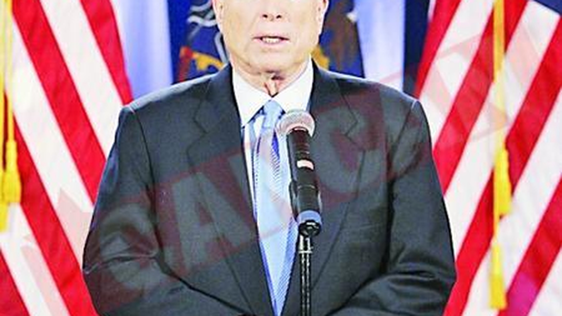 Mccain isi pierde noptile prin cazinouri