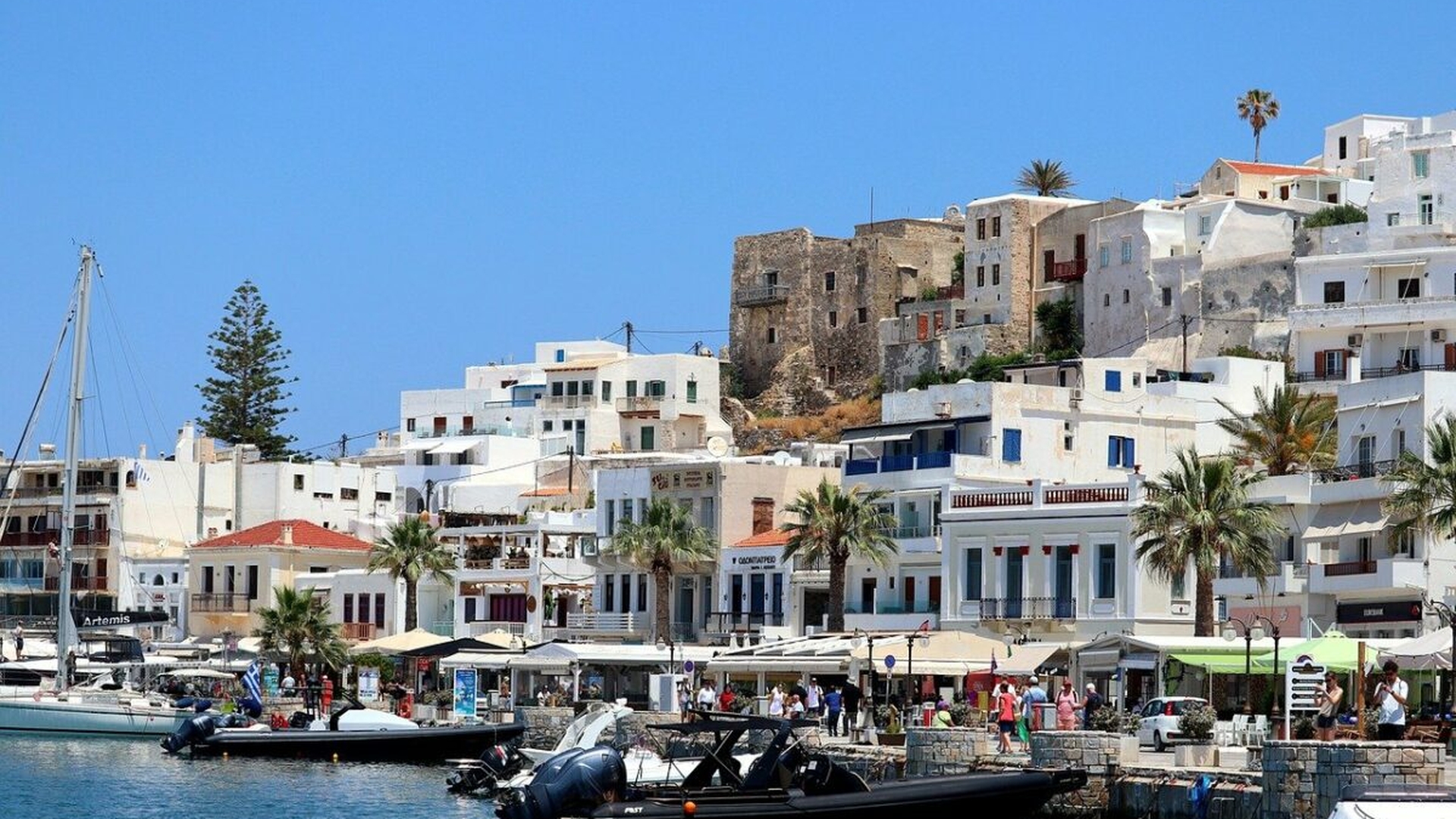 O tânără din Constanța a achitat un avans pentru vacanța din Grecia, dar când să plece de acasă a avut un mare șoc! De necrezut ce a pățit