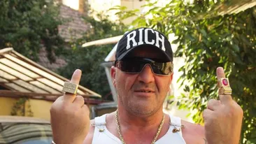 Fabuloasa viata a lui Nelson Mondialu! A facut scandal de mic! Vezi cum a scapat de la casa de copii si de ce s-a apucat de furat