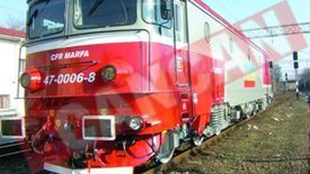 A vrut sa se arunce in fata trenului impreuna cu fiica sa