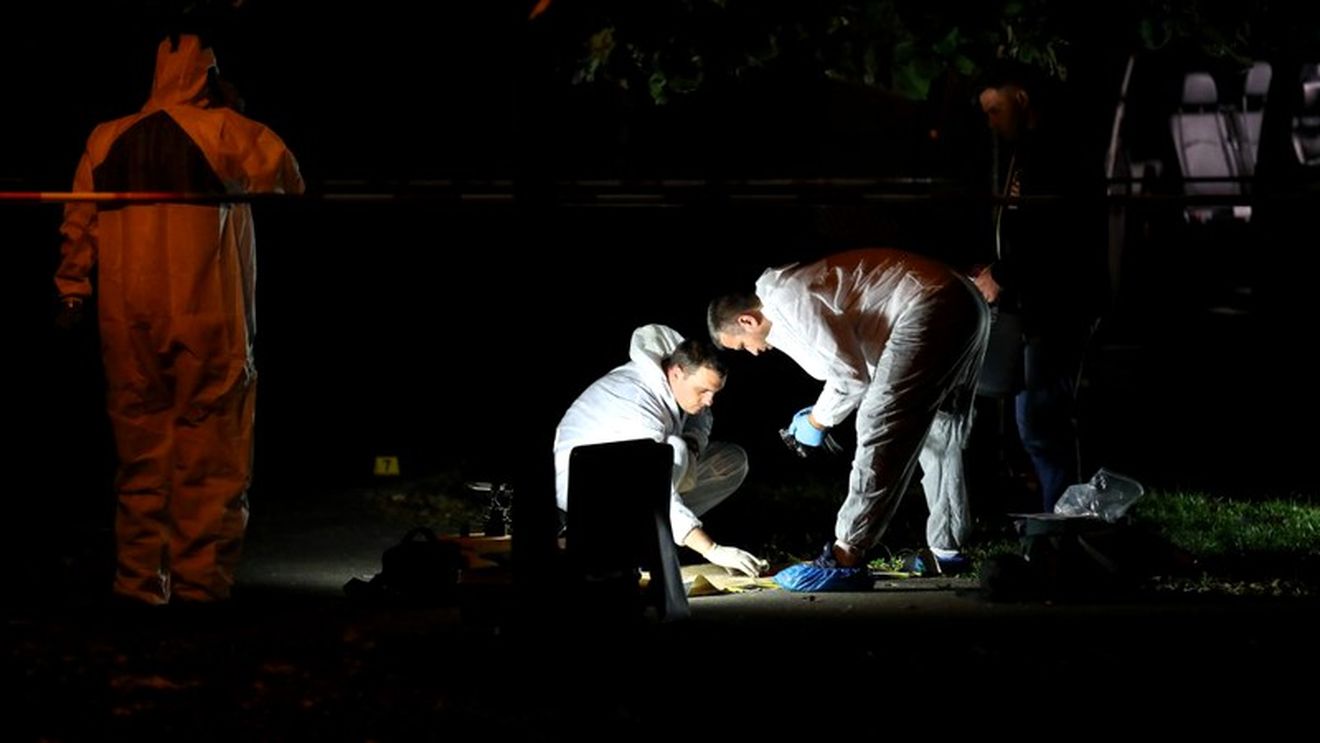 Descoperire macabră la Giurgiu! Femeie carbonizată, găsită într-o valiză în șanț!