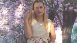 O tânără de 19 ani din Argeș a murit după ce a băut un energizant. Adolescenta fusese la petrecerea de Ziua Femeii