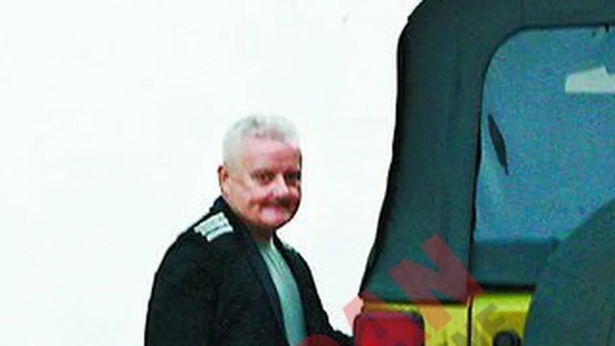 Irinel a dormit singur