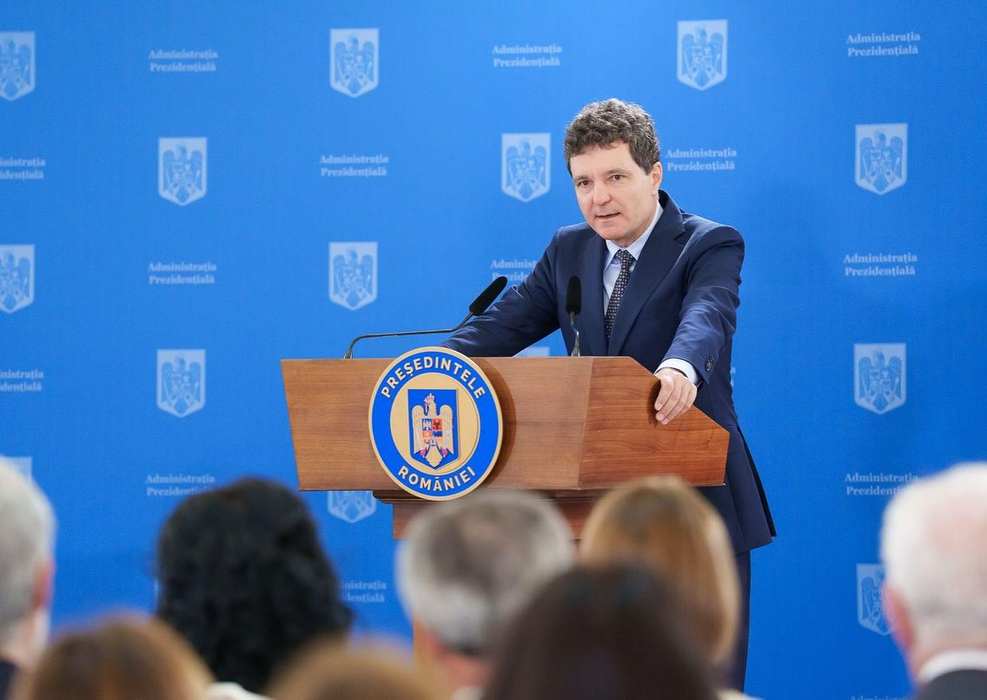 Soacra lui Nicușor Dan afectată de măsurile de austeritate. Ce pensie va primi după ce s-a retras din învățământ