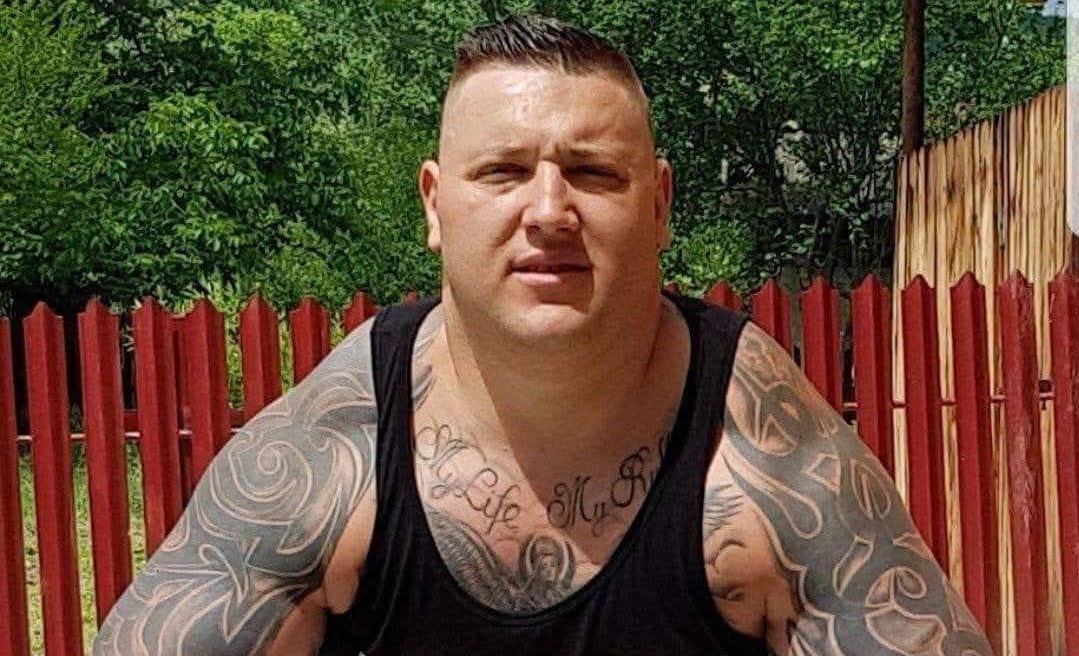 Ia uite, Piciule ce ai pierdut. Luptătorul RXF a făcut haz de necaz când a aflat meniul de Paște din închisoare, după ce a scăpat de condamnare/ Sursă: Facebook