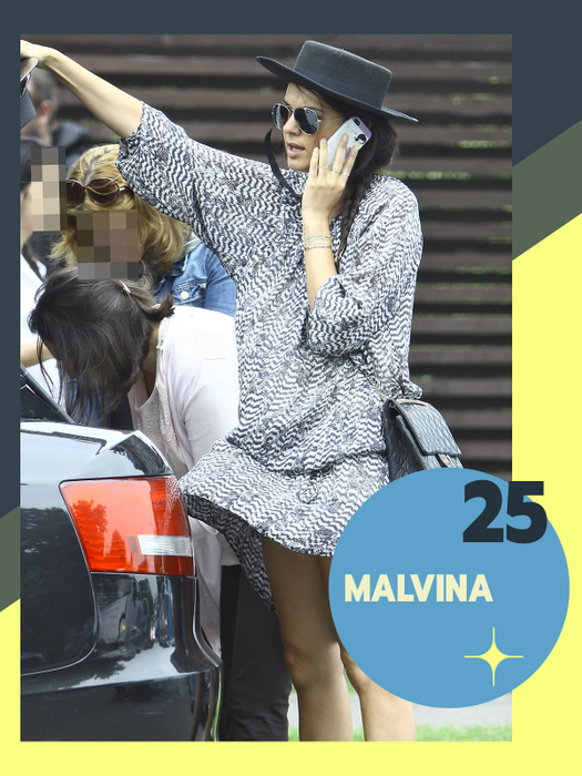 TOP 40 vedete în ipostaze rare! Mai provocator de atât nu se poate. Delia, Anna Lesko şi Ramona Olaru au pus pe jar imaginaţia bărbaţilor în rochiţe mini, mulate, chiar şi nemachiate 
