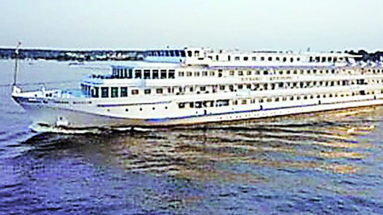 Peste 100 de oameni au murit ca pe Titanic