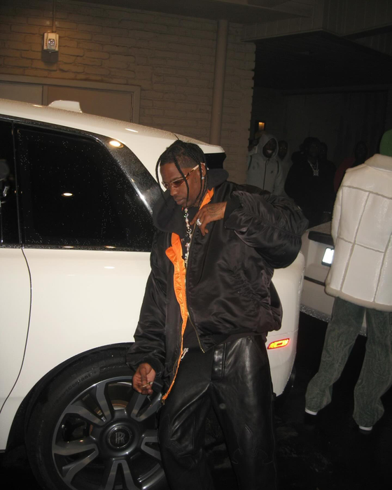 Travis Scott, artistul de 2.5 milioane de euro adus de Selly în România, va concerta la BEACH, PLEASE! între 10-14 iulie (Foto: Instagram)
