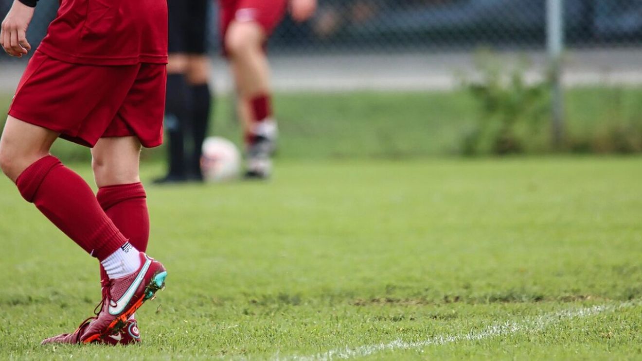 DOLIU în lumea fotbalului! Un portar în vârstă de doar 33 de ani a murit, pe teren, în timpul unui meci