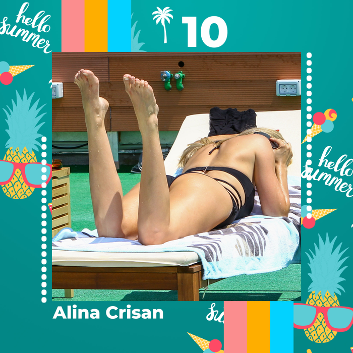 Top 40 sexy-vedete „cu picioarele-n tavan”. În ce poziții au putut să “pozeze” Lora, Andreea Bălan, Ioana Filimon ori Bianca Drăgușanu