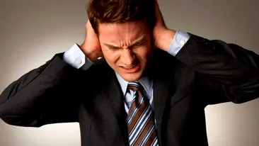 Obiceiul banal care îți poate afecta auzul. Puțini îi acordă atenție