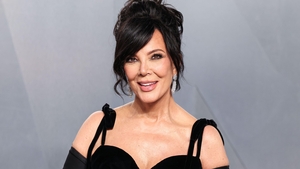 Kris Jenner, dezamăgită după ce a plătit 100.000 de dolari pe un lifting. Ce probleme majore are acum